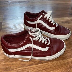 Size 7 Maroon Leather Vans 👀🔥